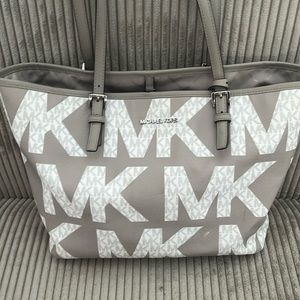 Michael Kors Tote